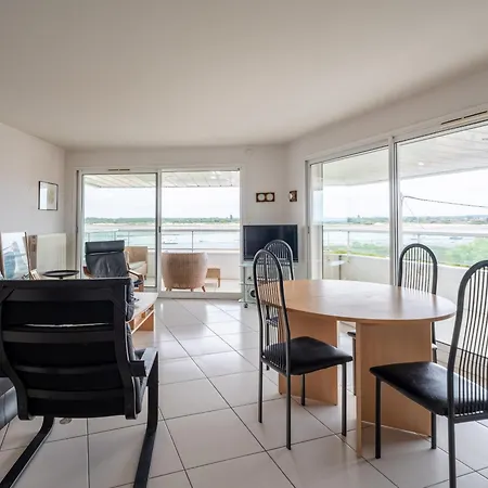 דירה Arcachon, T3 Lumineux Avec 2 Chambres, Terrasse Et Parking Prive - Fr-1-319-7 ארסשון